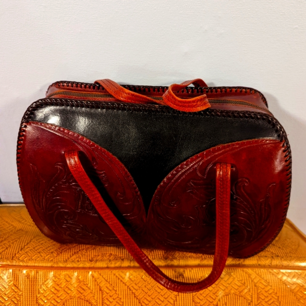 Vintage 1960s Handtooled Leather Bag